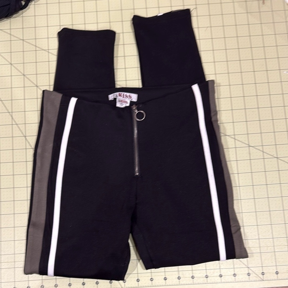 1st Kiss Girls Leggings - Black with White and Gray Stripes. Size S